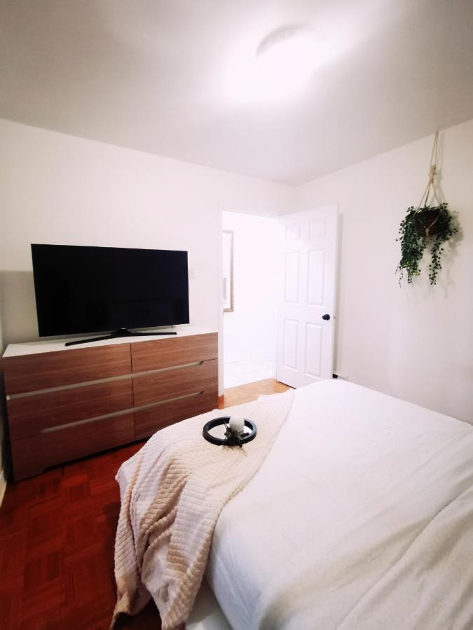 Apartment Plush 2 Bedroom Unit 5min Downtown Off Wellington