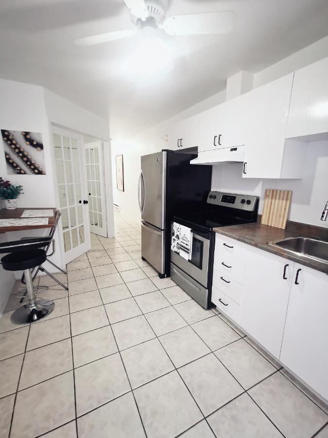 Apartment Plush 2 Bedroom Unit 5min Downtown Off Wellington *
