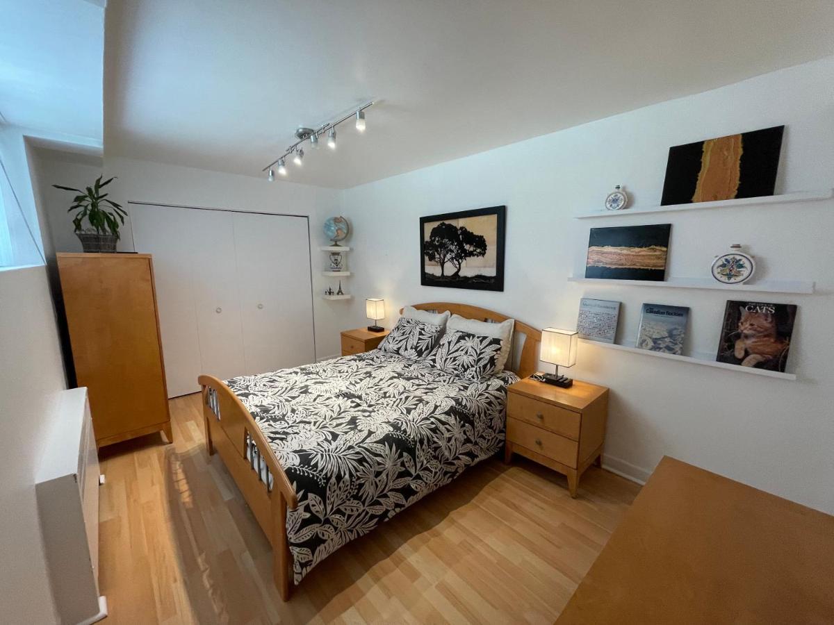 Apartment Cozy In Great Location With Free Parking - 31 Night Minimum