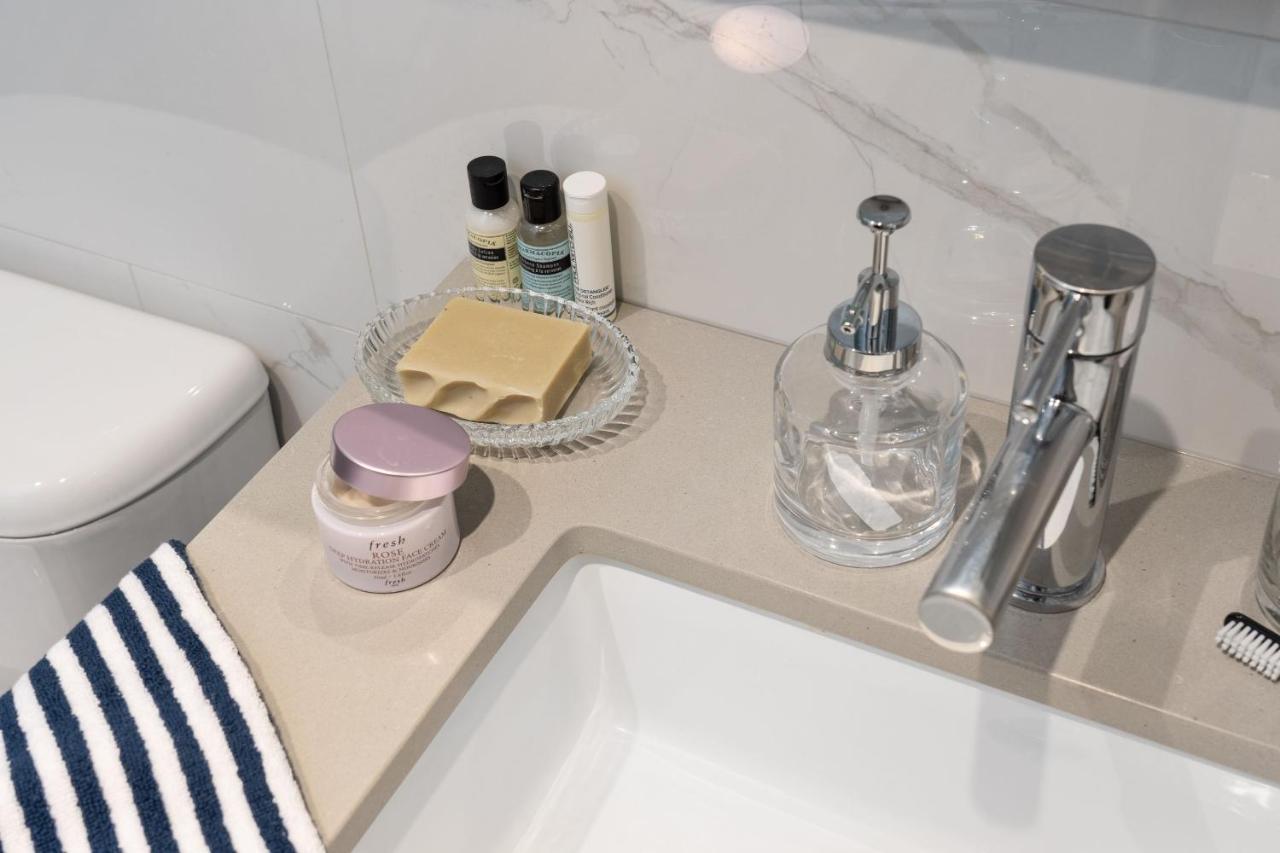 2170 Lincoln Downtown 4* Montreal