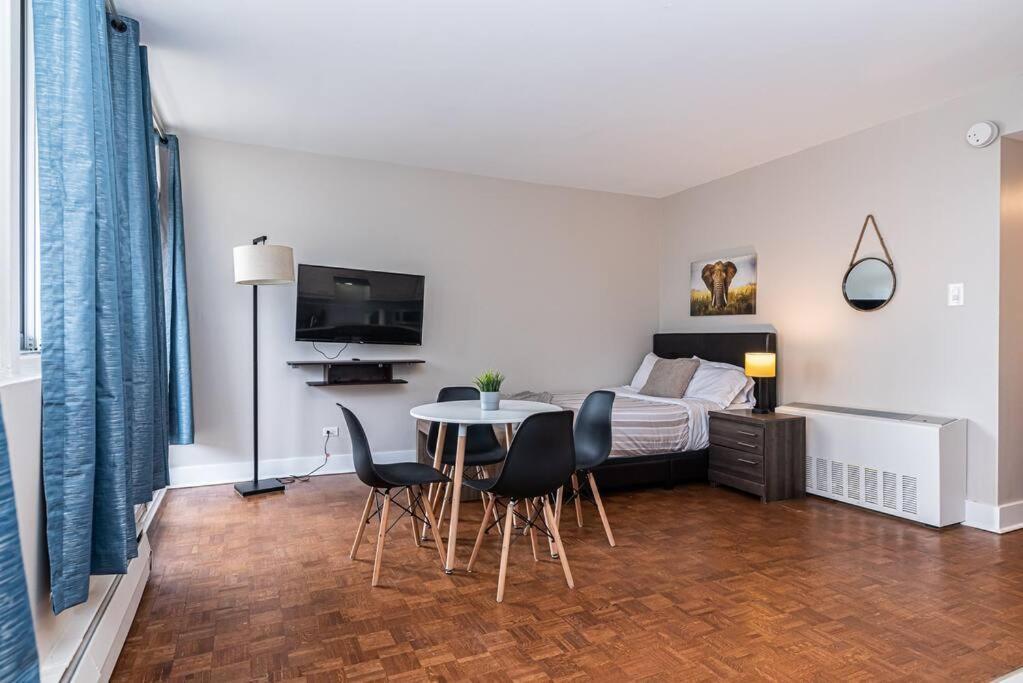 Apartment Golden Mile & Relocation Montreal