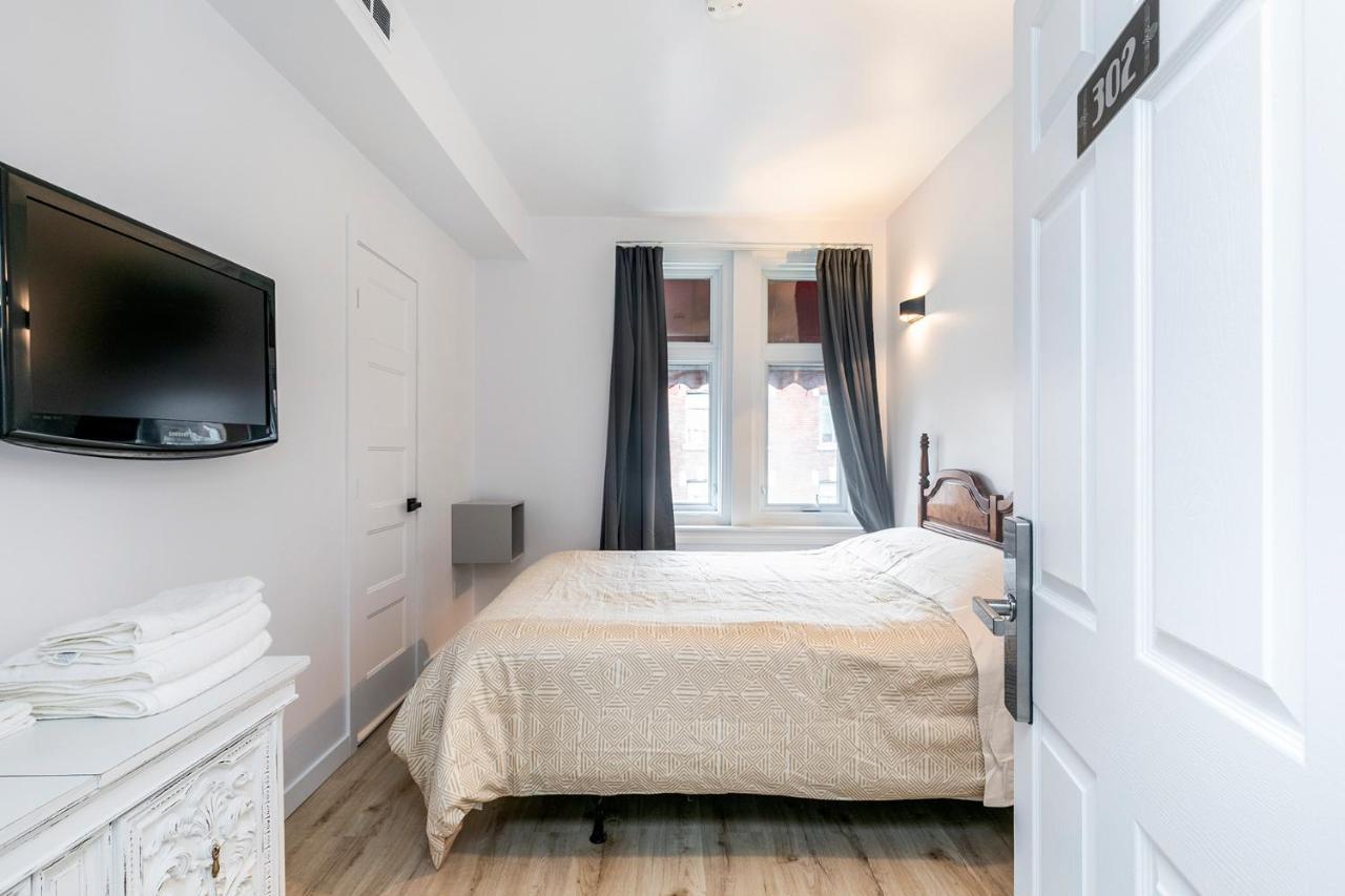 Inn Le Coach Montreal