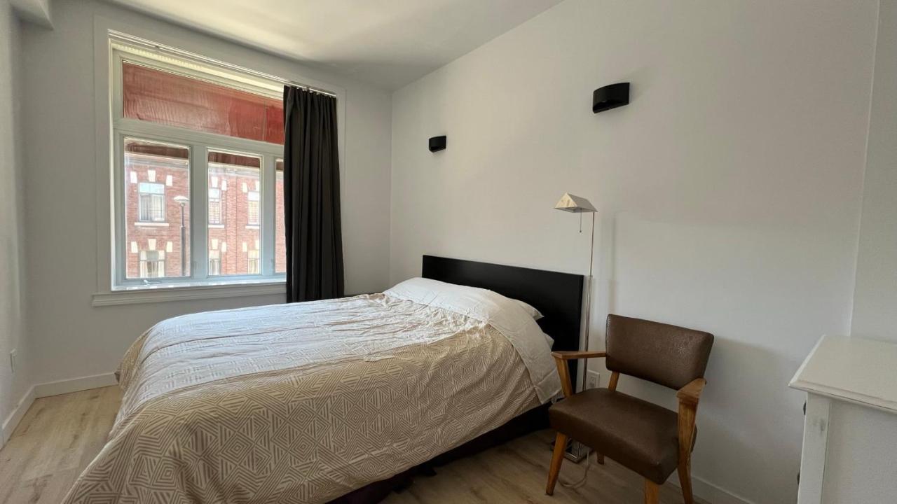 Le Coach Inn *