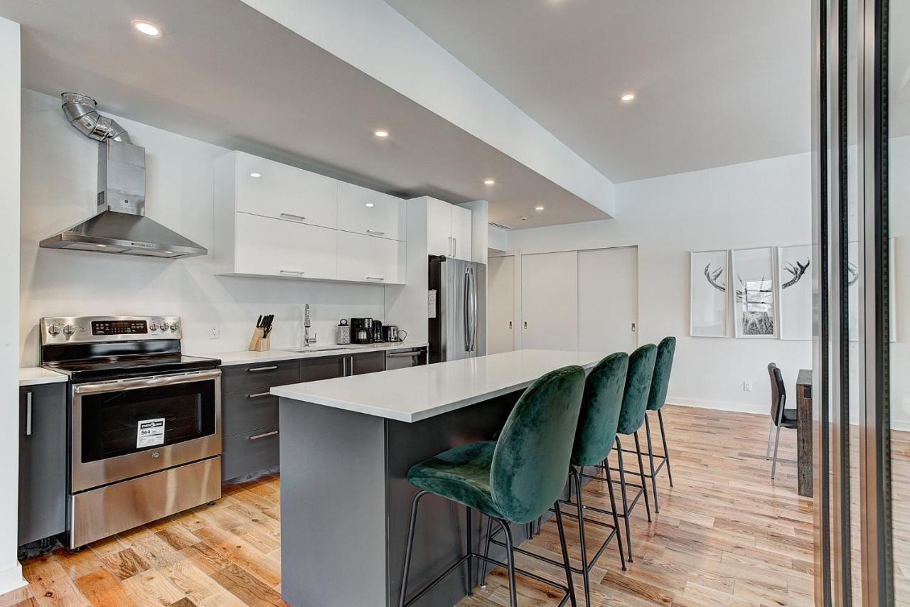 Modern In Ndg Apartment Montreal