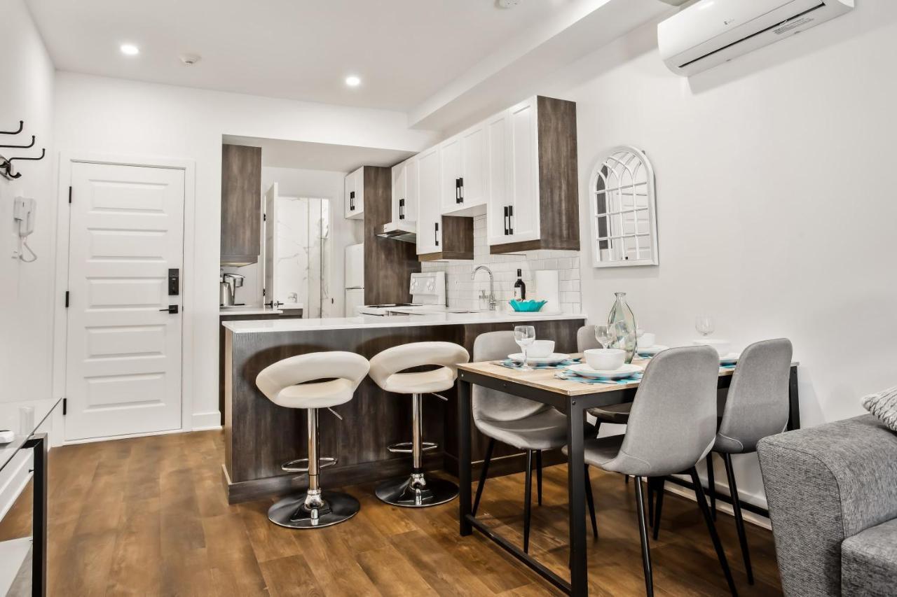 M11 Upscale Comfy Wac In Perfect Location Apartment Montreal