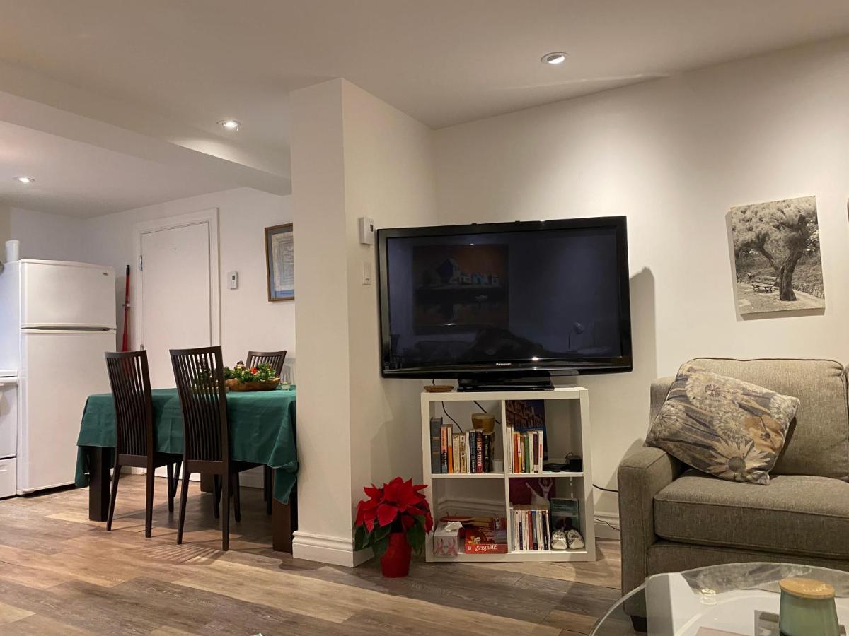 Lovely, Fully Equipped Bachelor, Close To All Needs!
