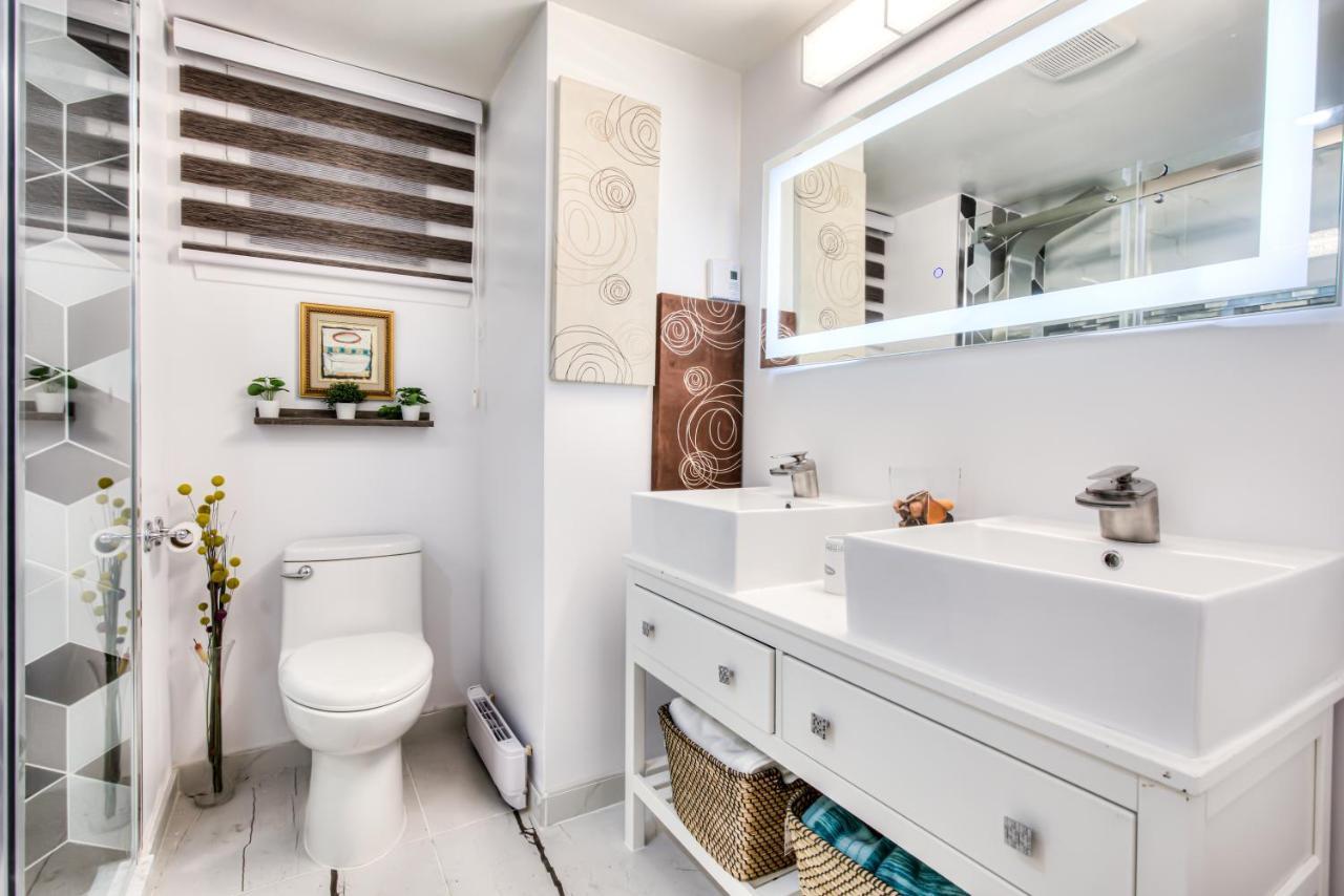 Family Friendly Parking Available Apartment Montreal