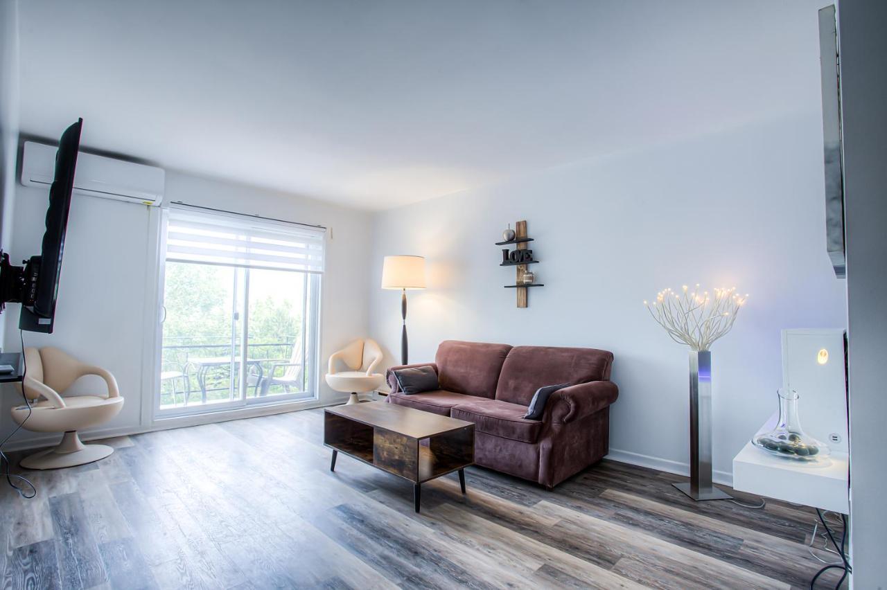 Family Friendly Parking Available Apartment Montreal