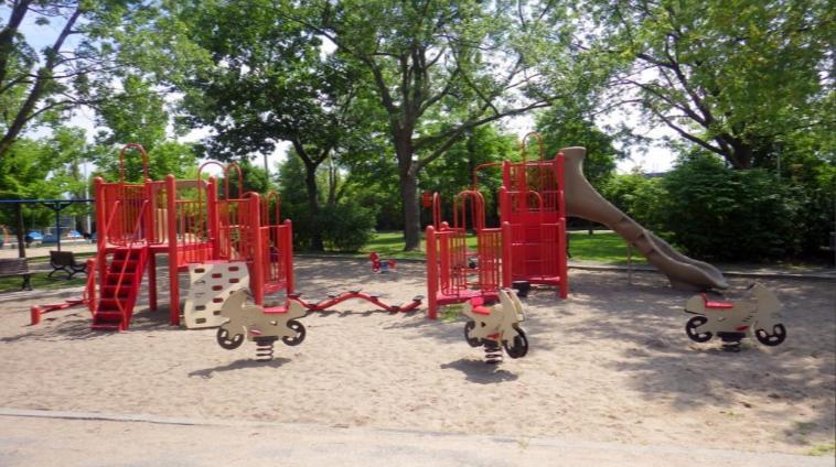 Family Friendly Parking Available Apartment *