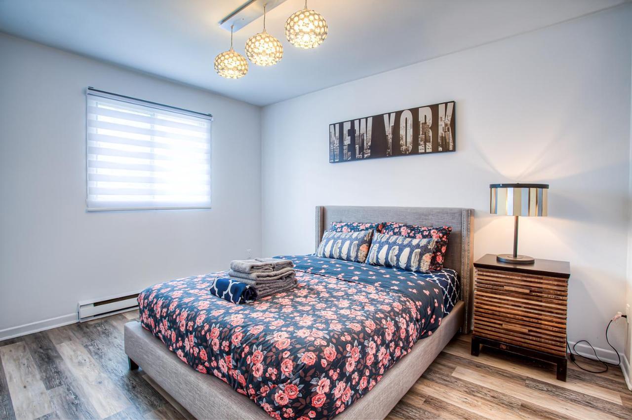 Family Friendly Parking Available Apartment Montreal