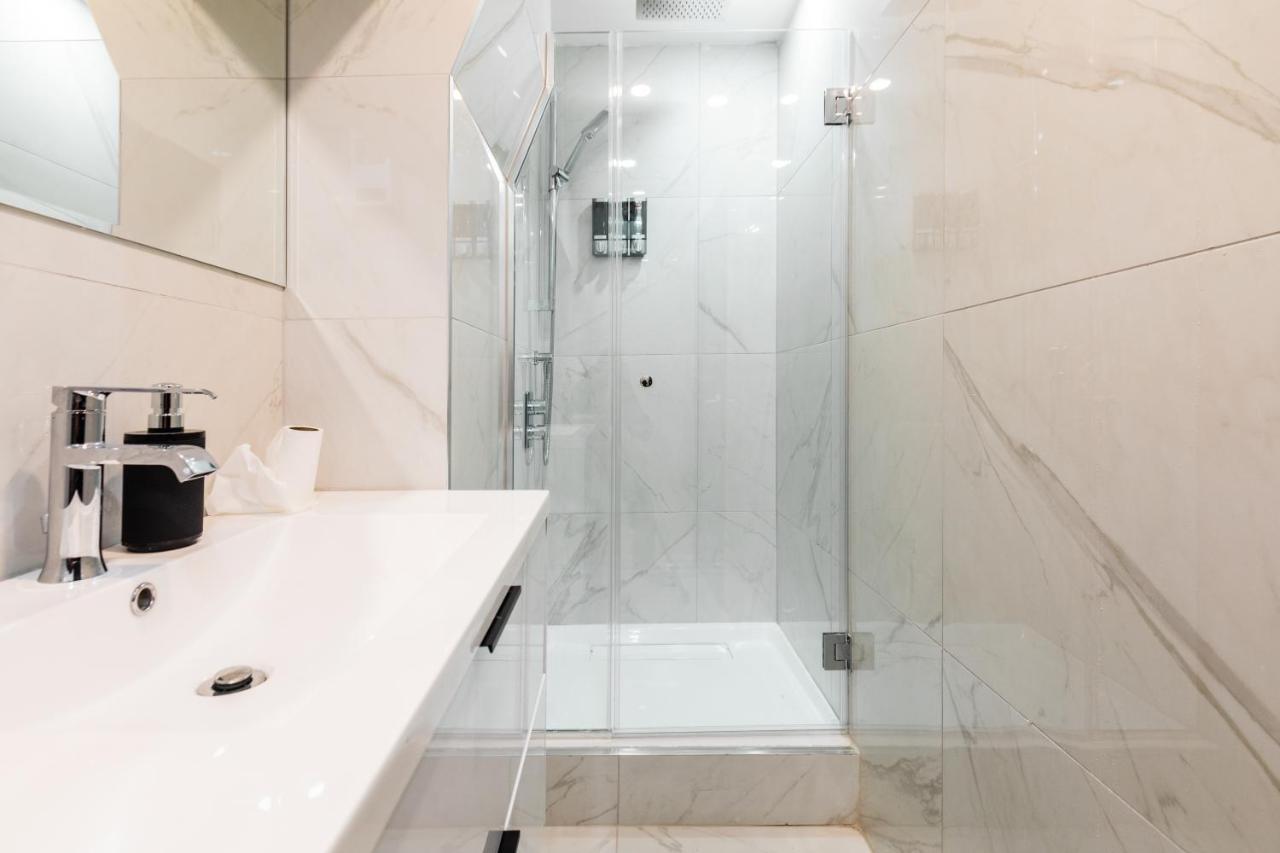 Capsule hotel Parc Avenue