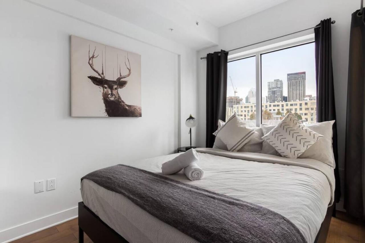 Saint-laurent Montreal