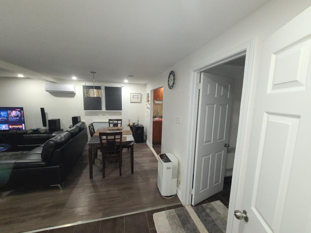 Full 1 Bedroom Montreal