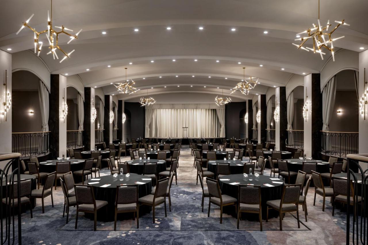 Hotel Marriott Chateau Champlain 4*