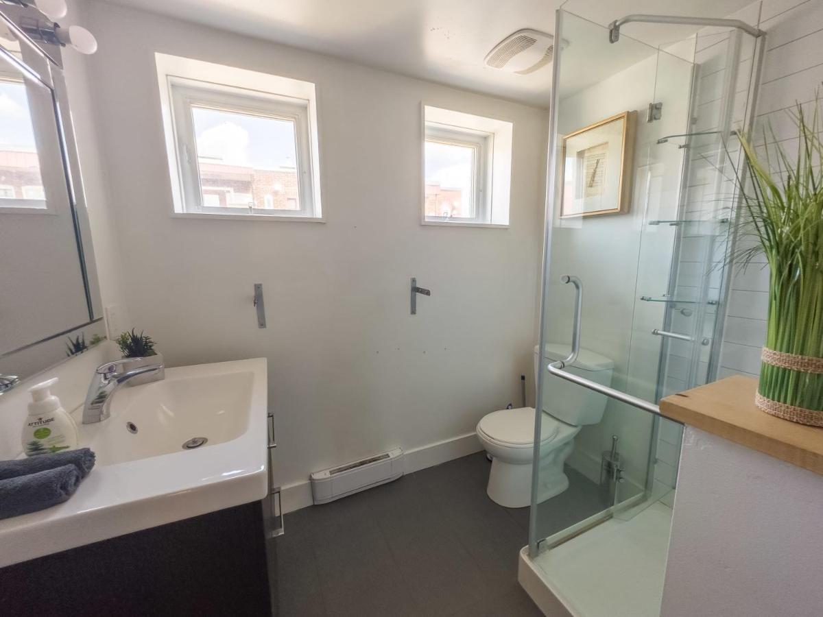Vibrant 5-bed 5mins To Jarry Metro Apartment *