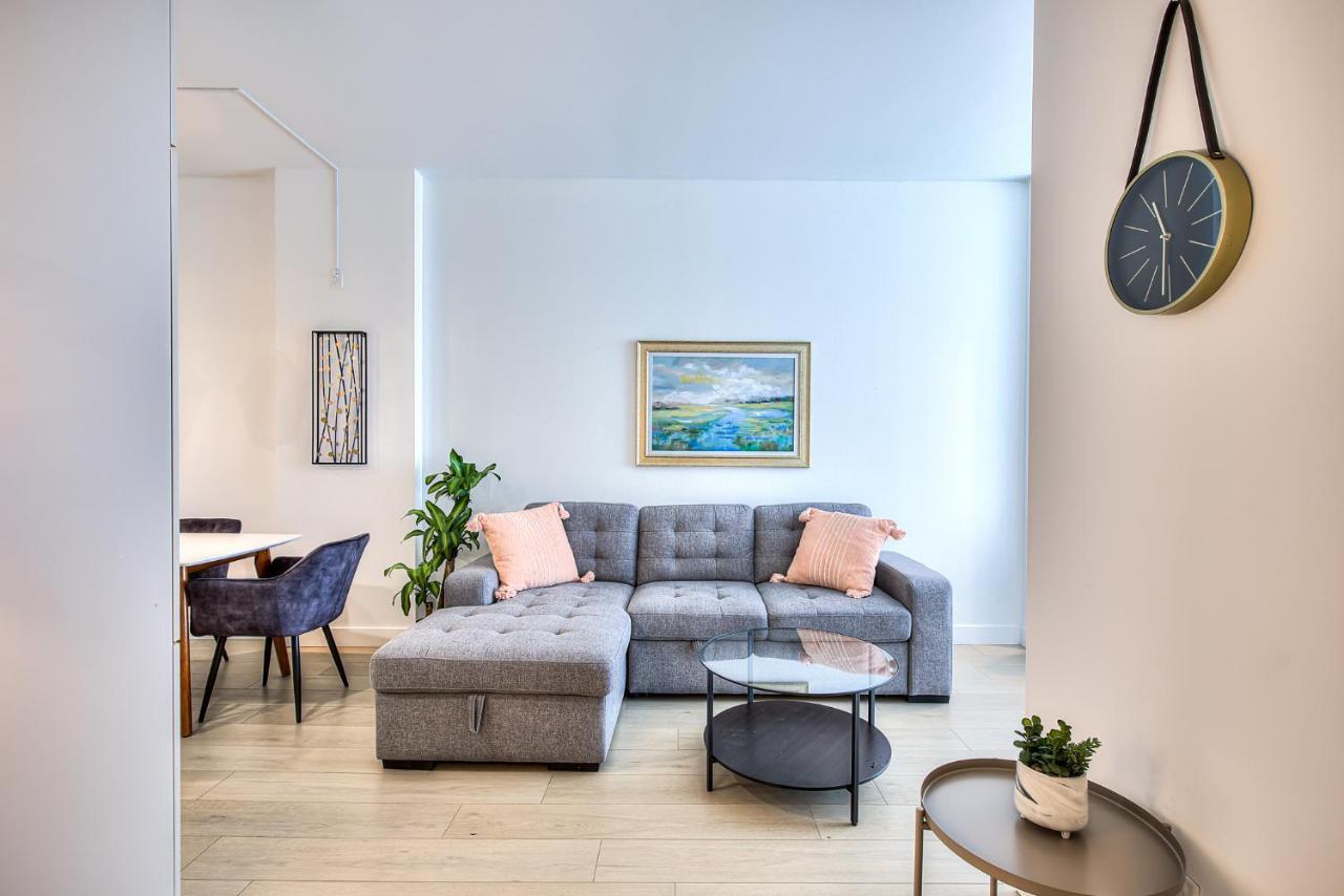 Apartment Corporate Stays With Golden Castle Group Montreal