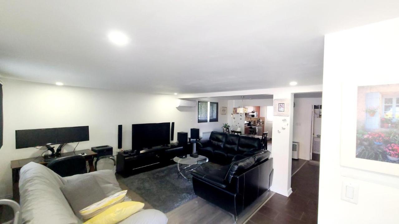 Full 1 Bedroom Montreal