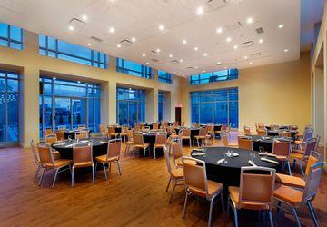 Hotel Courtyard Par Marriott Centre-ville 4*