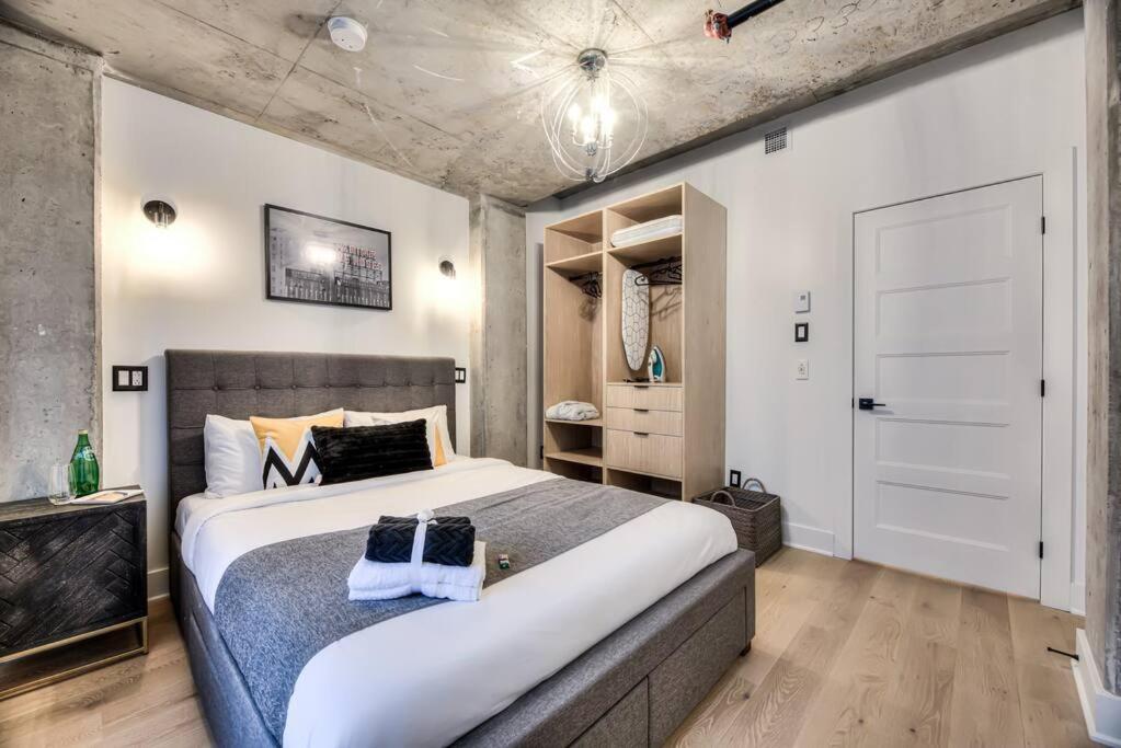 Brand New 2 Bd Modern In Old F2