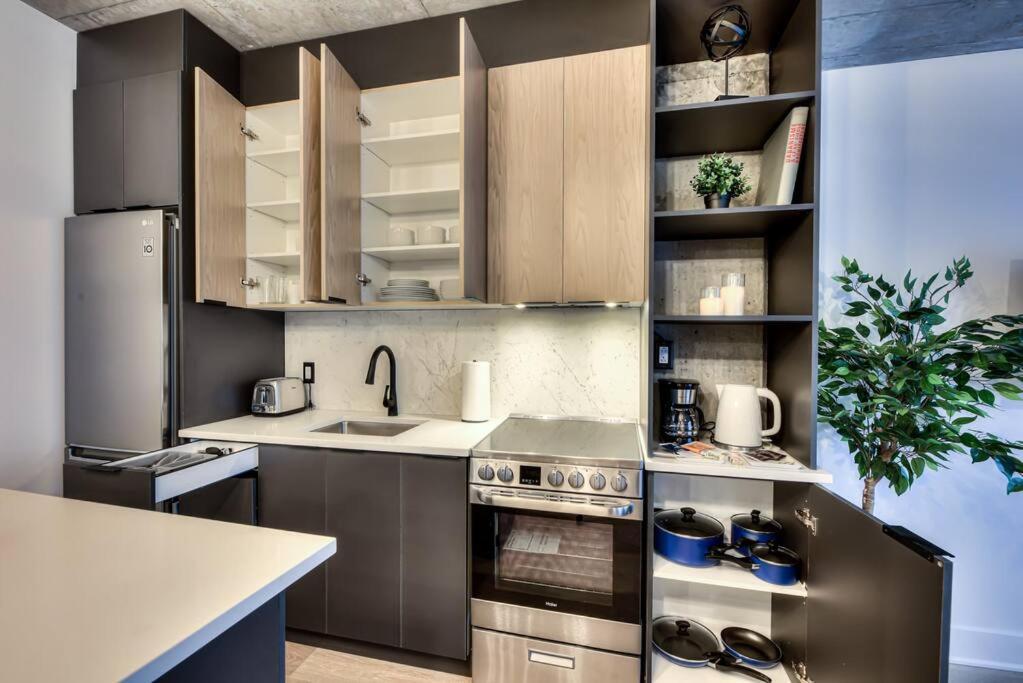 Apartment Brand New 2 Bd Modern In Old F2 Montreal