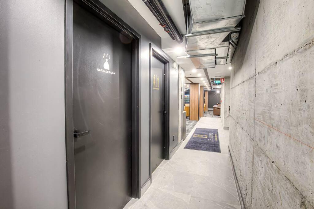 Brand New 2 Bd Modern In Old F2 * Montreal