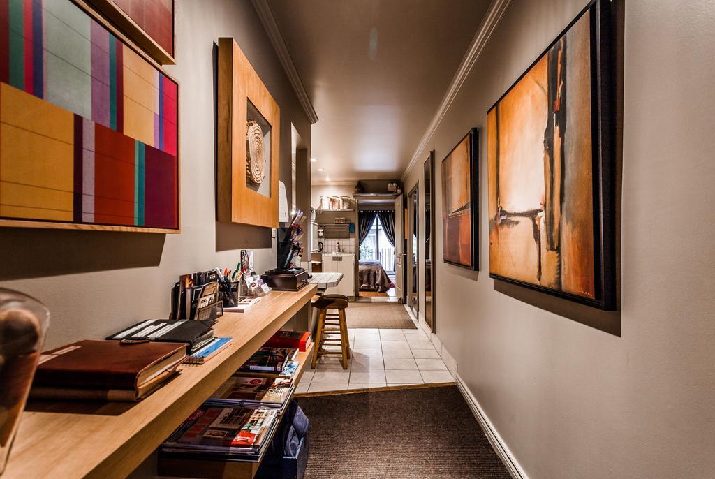 Le Cartier 3* Montreal
