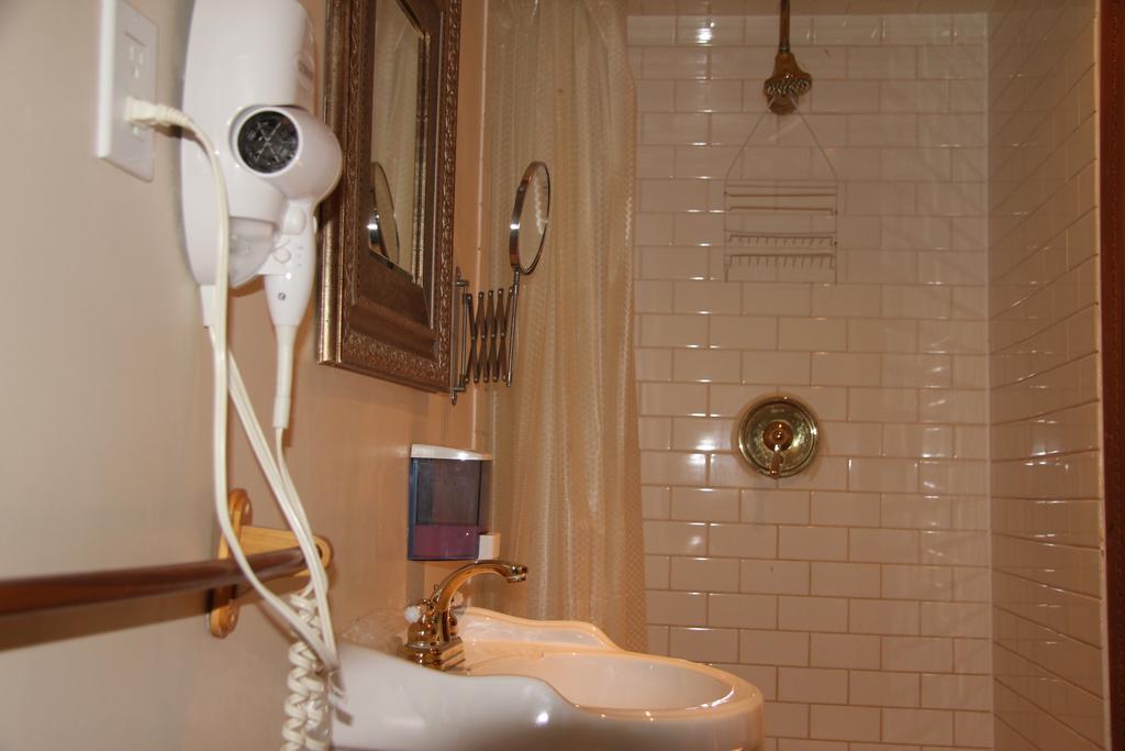 Classic Hotel