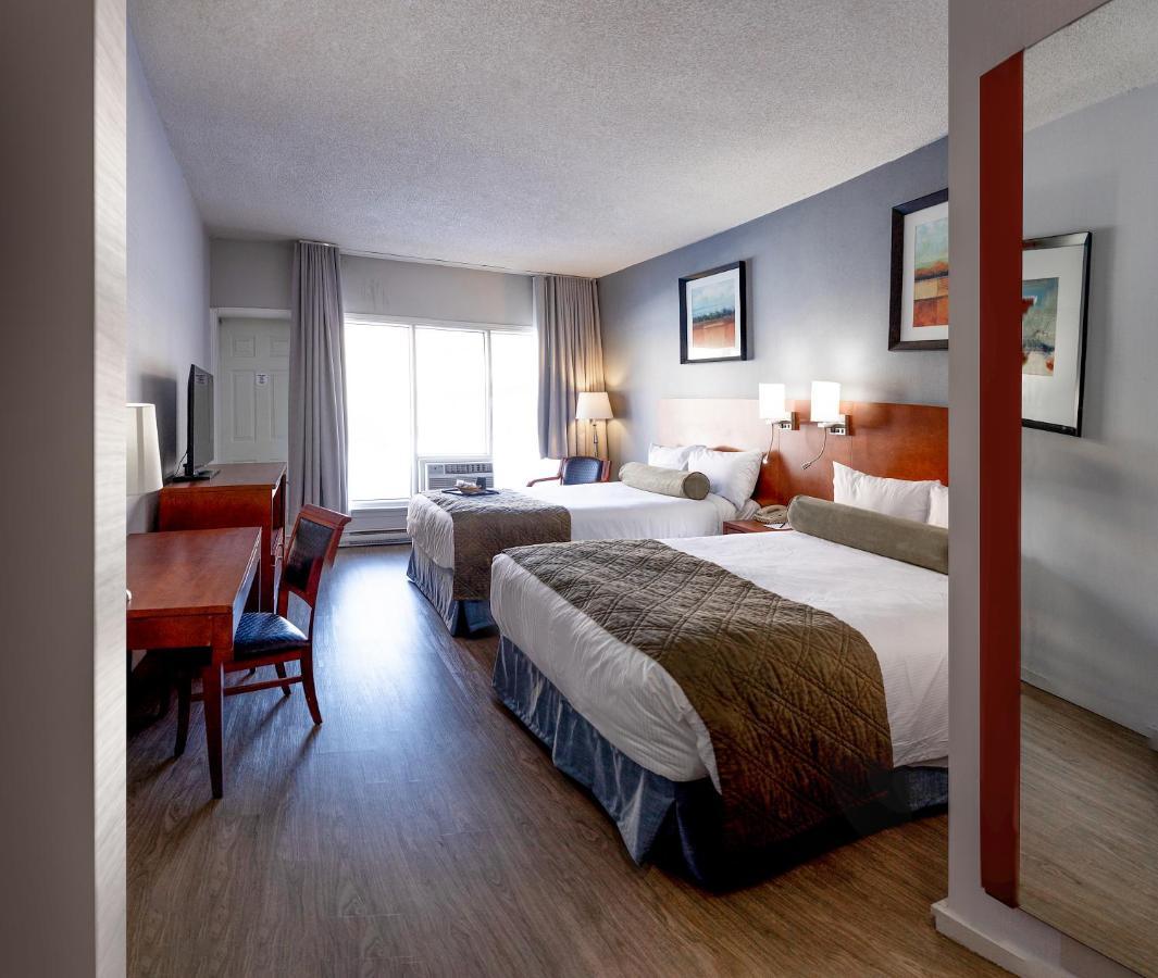Royal Versailles Hotel 3*