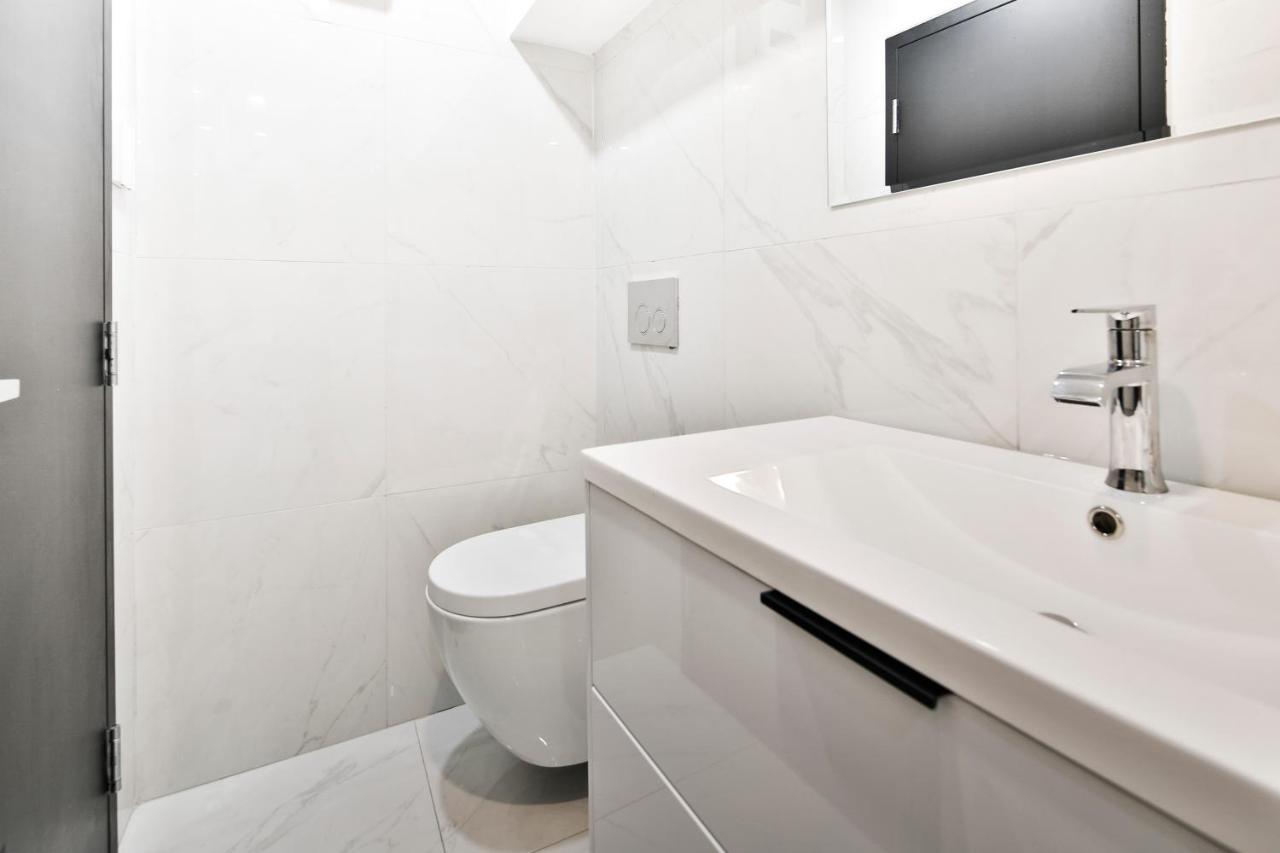 Hostel Parc Avenue *