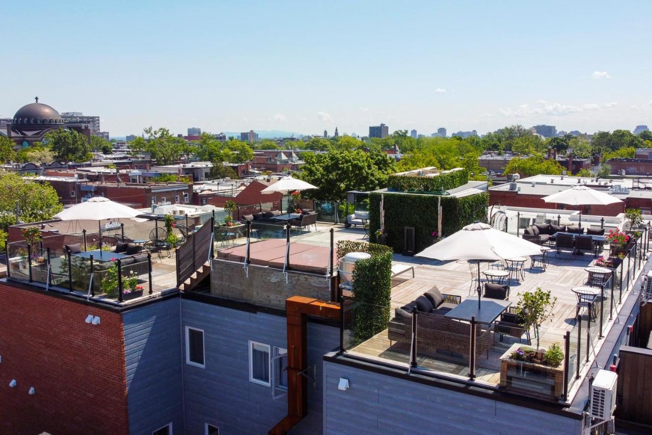Parc Avenue Hostel *