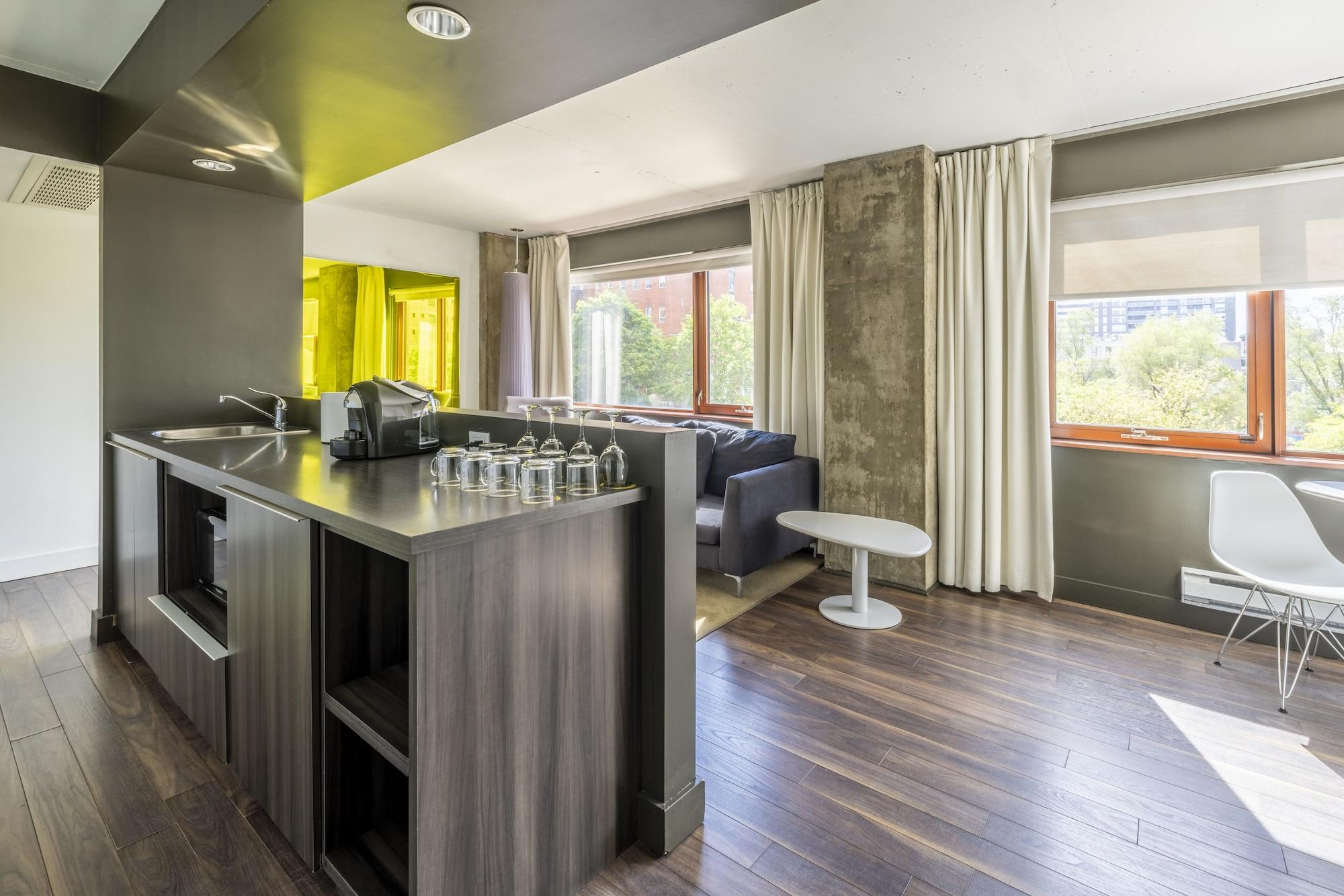 Hotel Zero 1