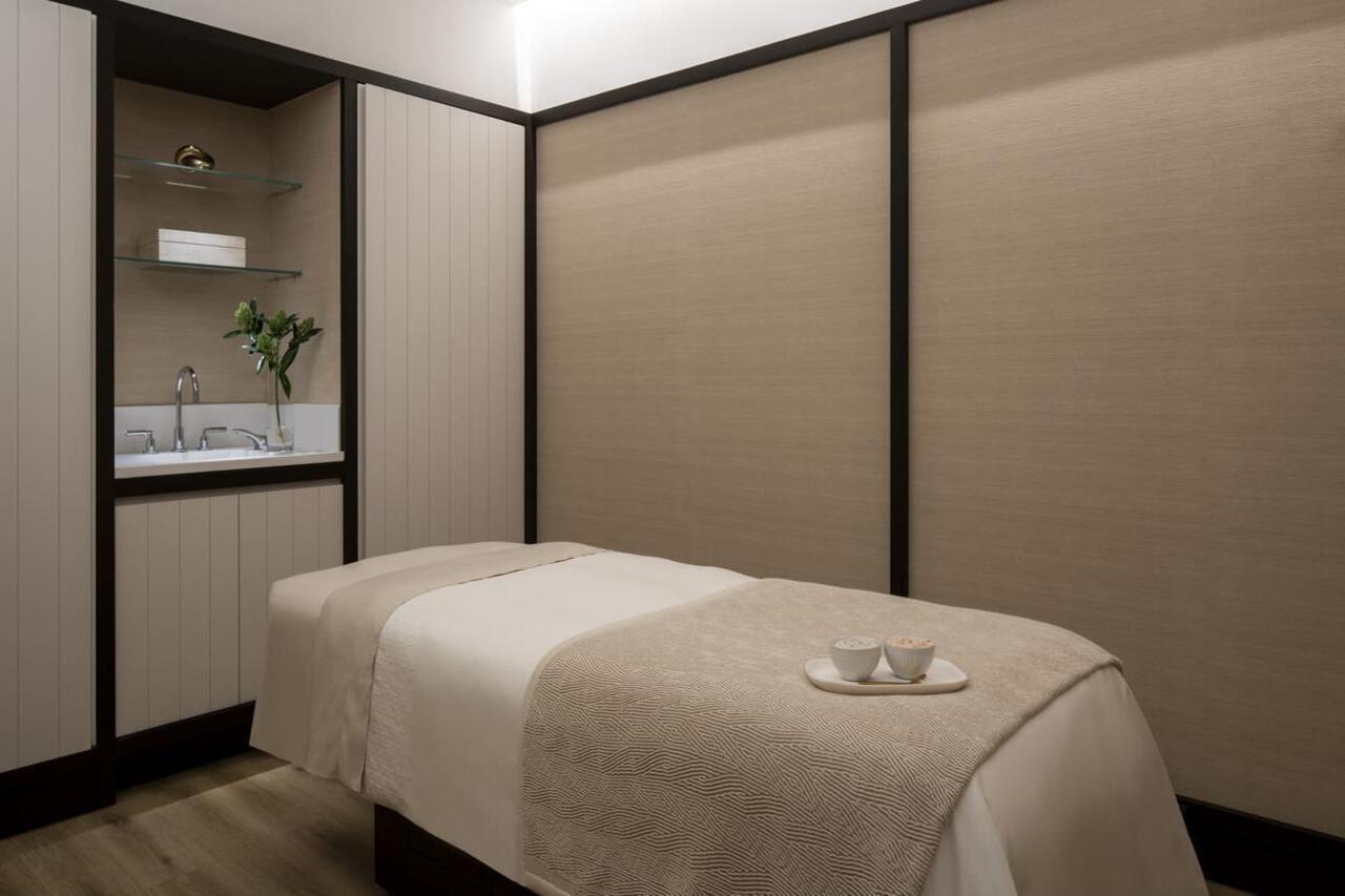 Four Seasons Montreal