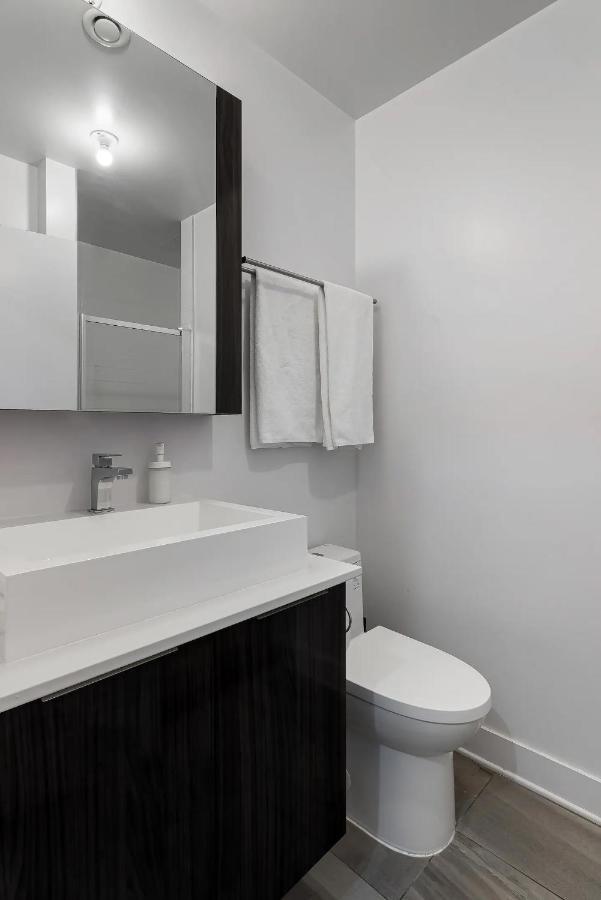 Saint-laurent Apartment