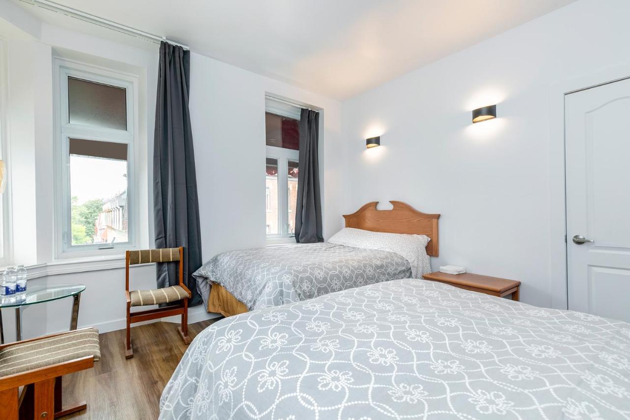 Le Coach Hotel Montreal