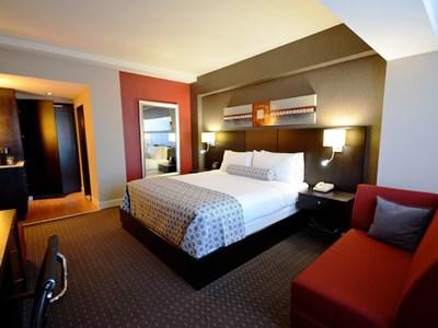 Armon Plaza Airpt, Trademark Collection By Wyndham Hotel Montreal