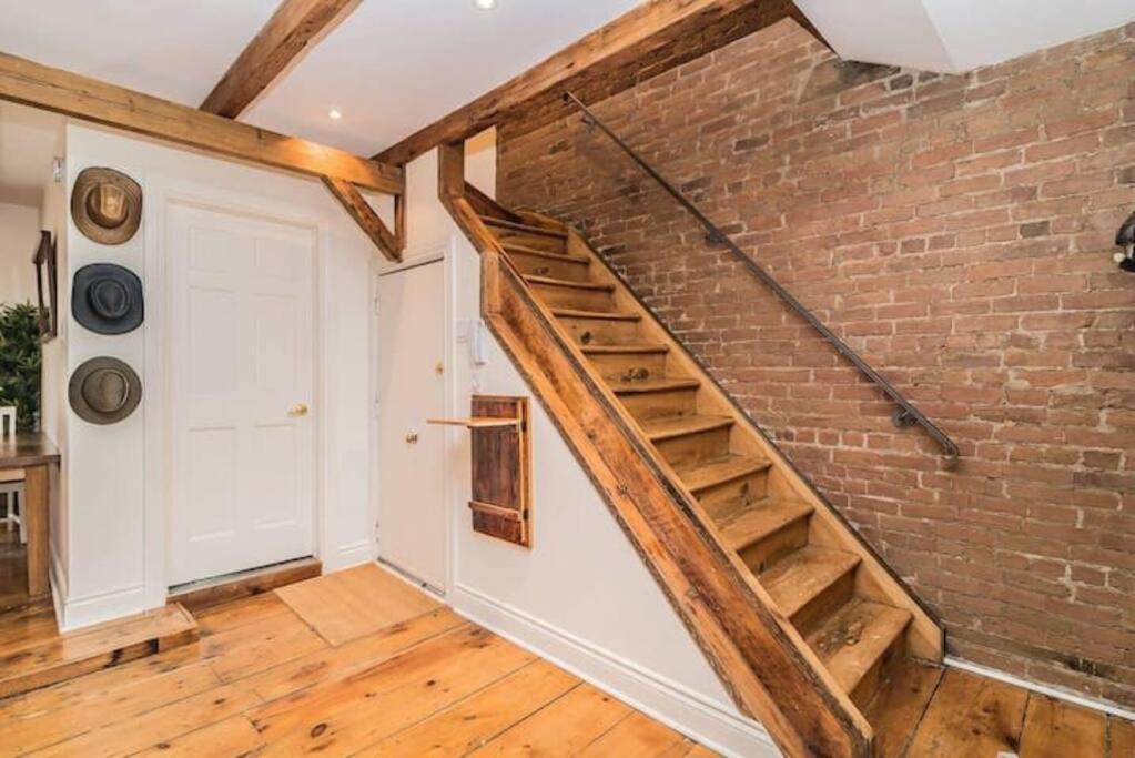 Apartment North House - Mtl Artist Loft - Champs Montreal