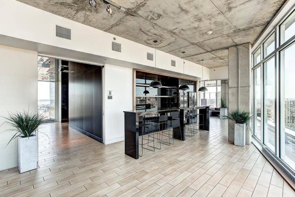 Perle Toute Equipee Avec Vue, Wi-fi Et Balcon Entre Vieux Et Centre-ville