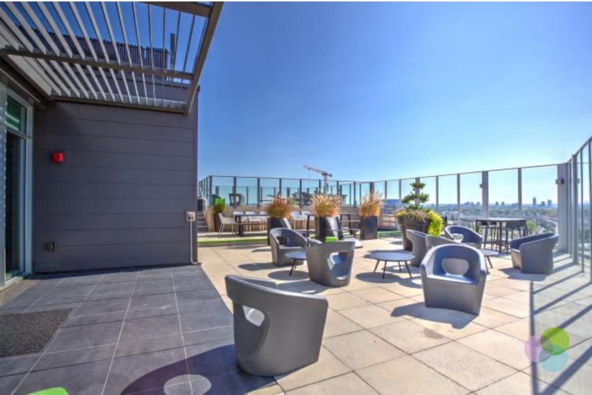 Apartment Perle Toute Equipee Avec Vue, Wi-fi Et Balcon Entre Vieux Et Centre-ville