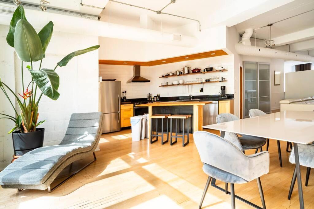Apartment Mileend - Huge Bright & Modern Loft - Kingbed Montreal