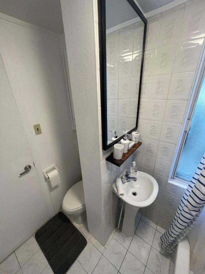 Village Avec Balcon - 1622b Montreal