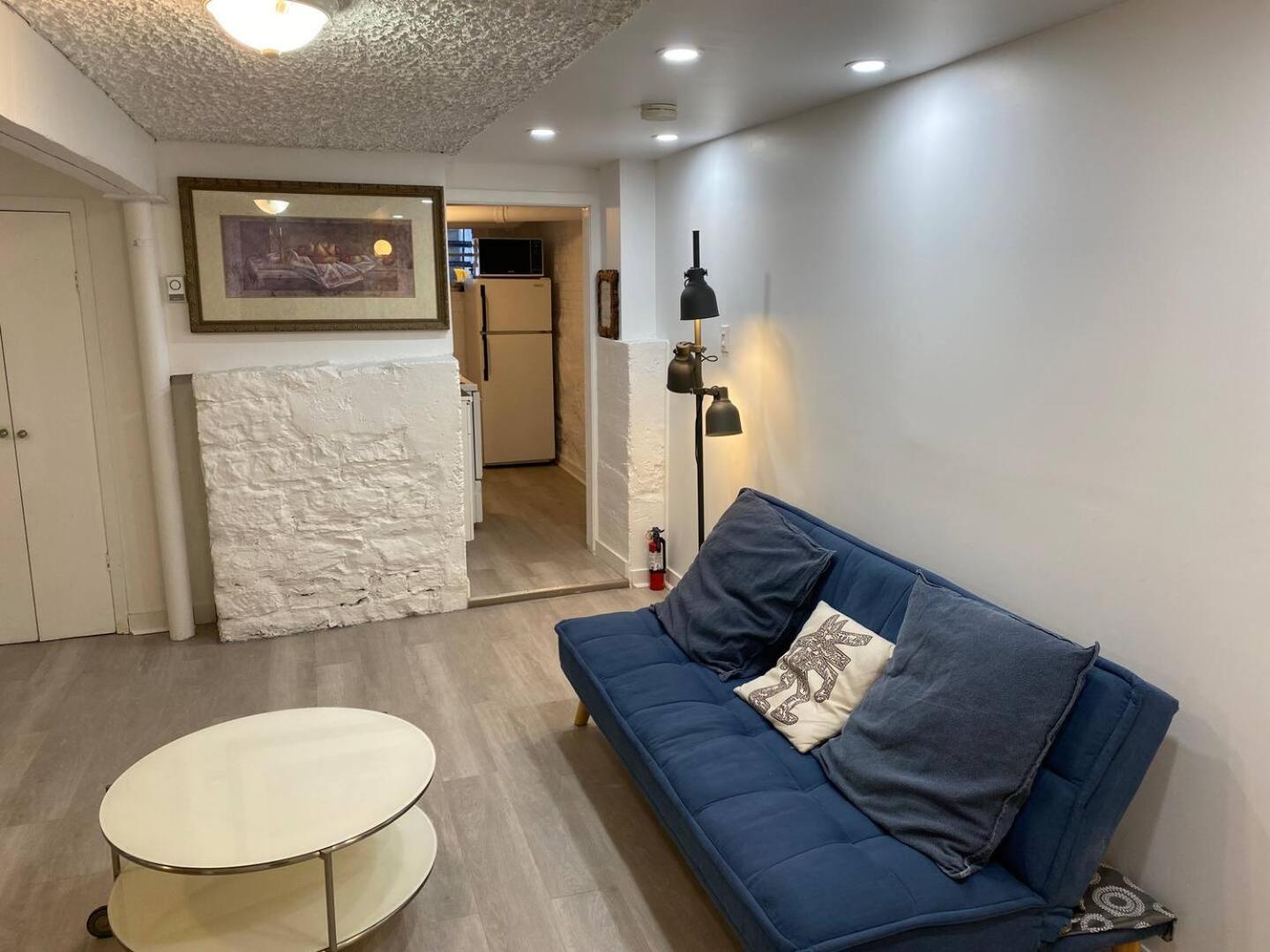 Holiday home Heart Of Mtr For Memerable Experiance 2 Backyard 7minmetro Fully Renovated & Equipped Montreal