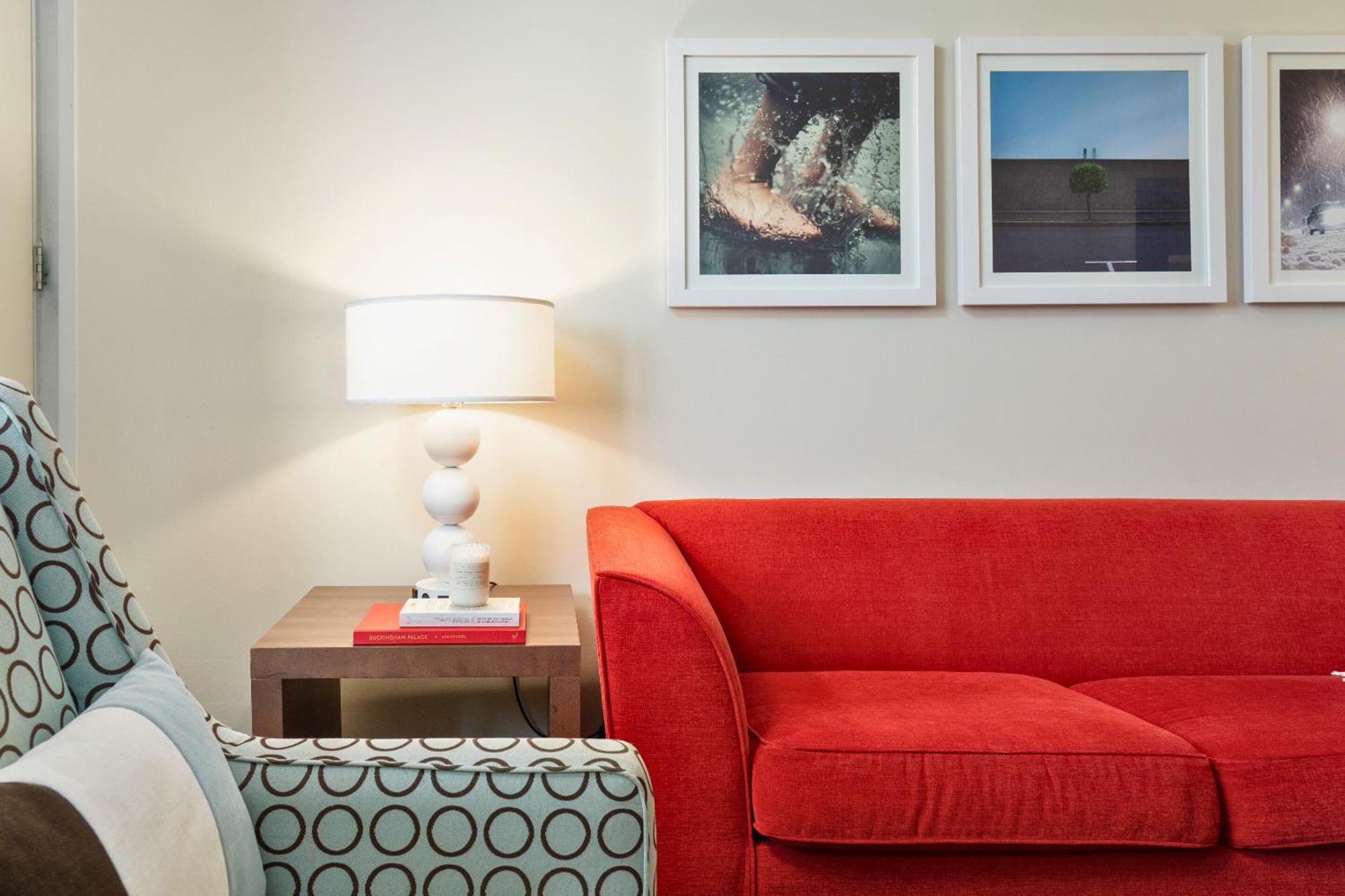2170 Lincoln Downtown Hotel 4*