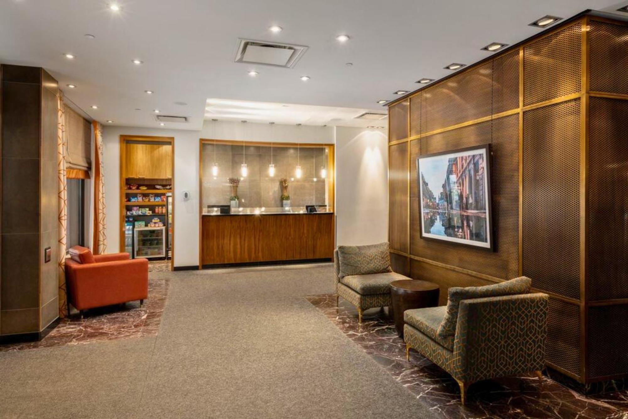 Hotel 2170 Lincoln Downtown Montreal