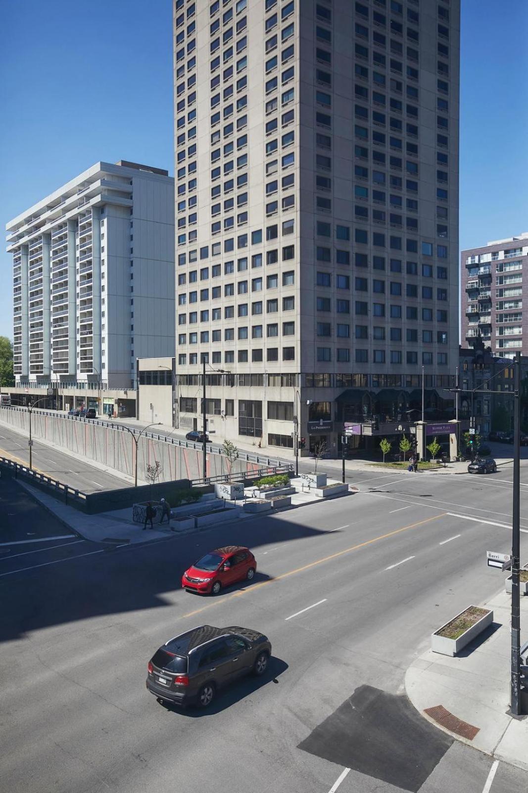 Comfortable In The Heart Of Downtown