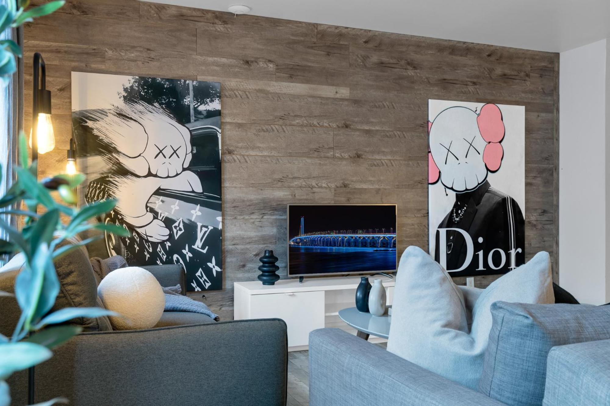 Liv Mtl Urban Aparthotel