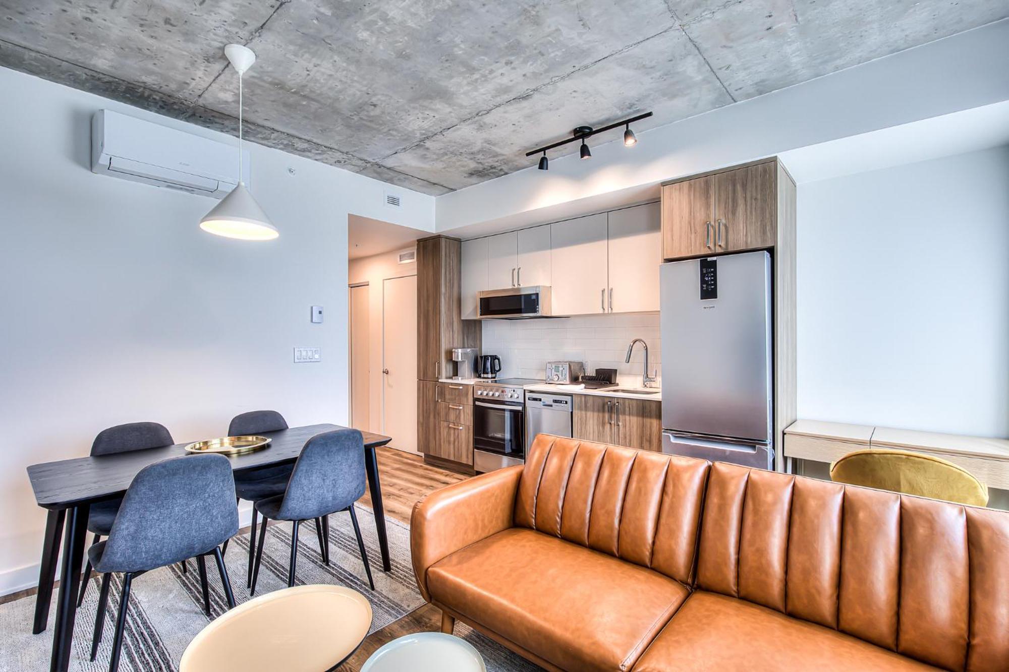 2br+gym For Vip Corporate & Students Downtown Mtl Montreal
