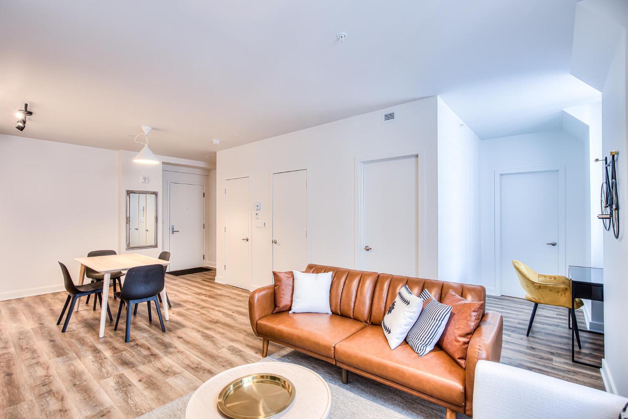 Apartment 2br+gym For Vip Corporate & Students Downtown Mtl