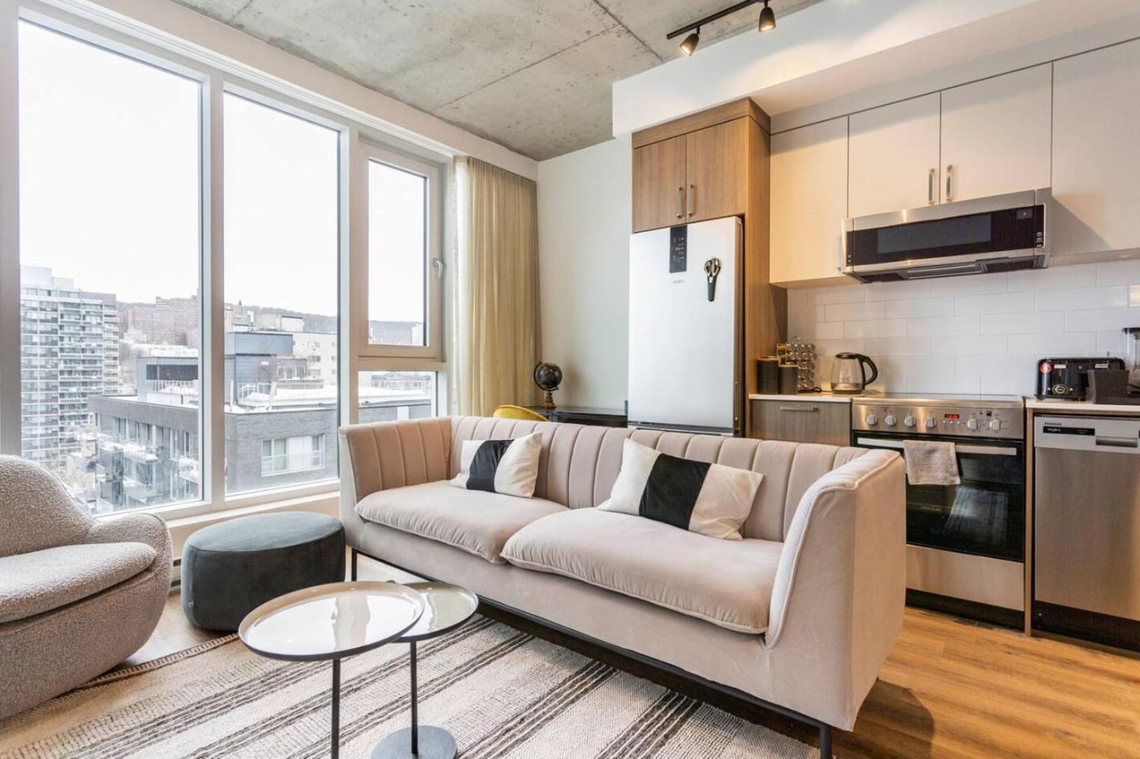 Apartment 2br+gym For Vip Corporate & Students Downtown Mtl *