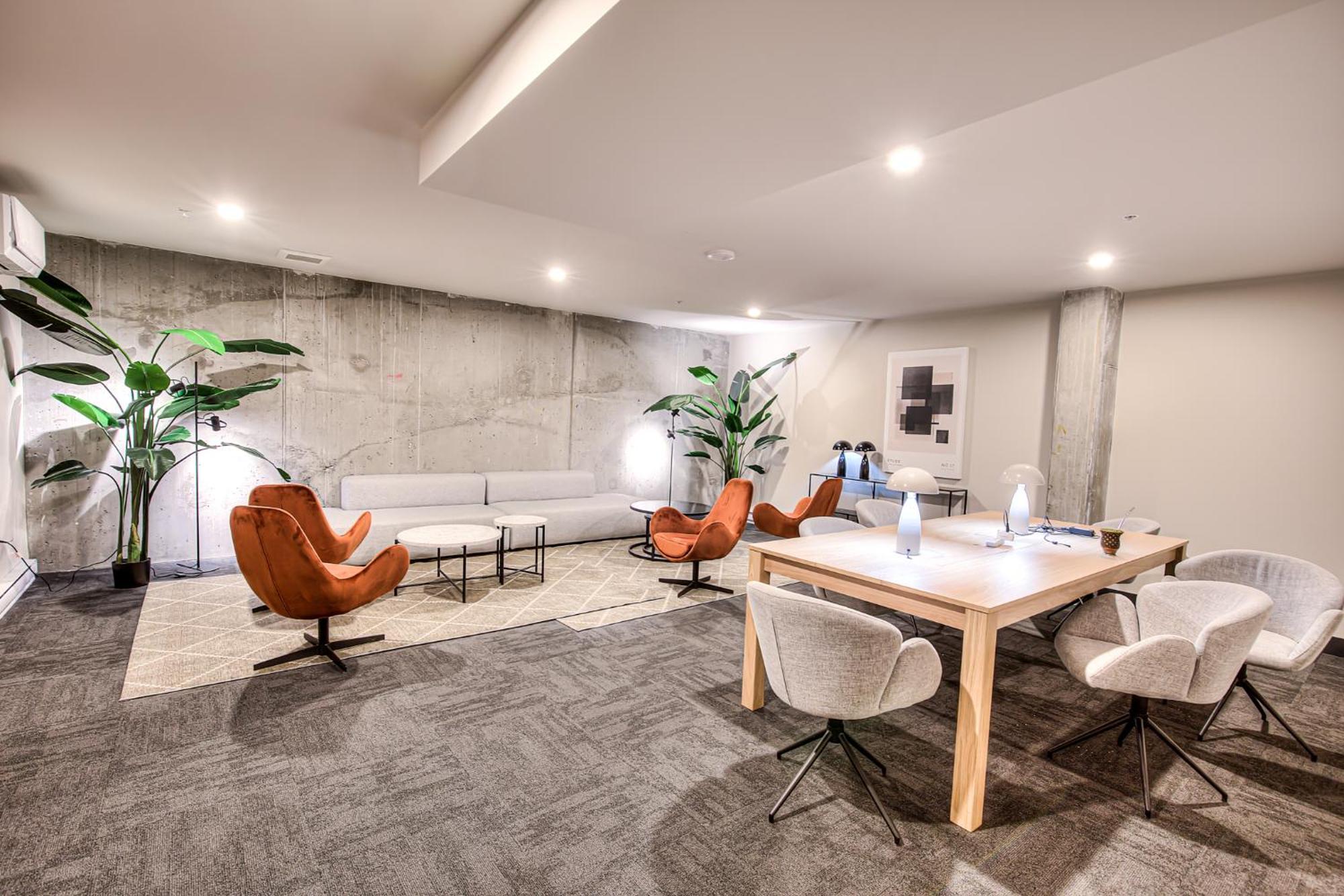 2br+gym For Vip Corporate & Students Downtown Mtl Apartment *