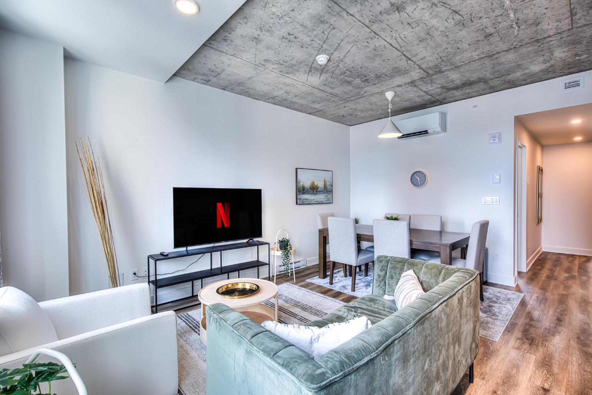 2br+gym For Vip Corporate & Students Downtown Mtl *